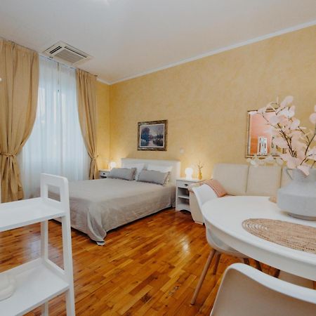 Rooms And Studios Villa Rossella 2 Rovinj Dış mekan fotoğraf