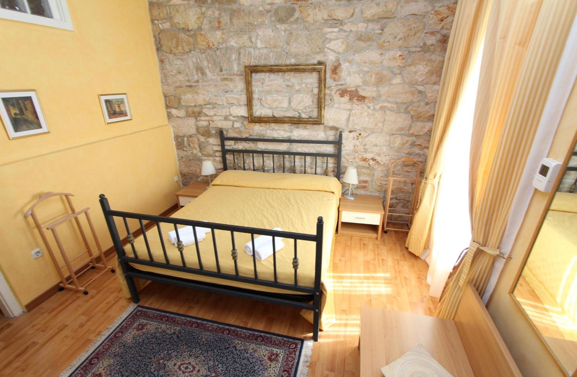 Rooms And Studios Villa Rossella 2 Rovinj Oda fotoğraf